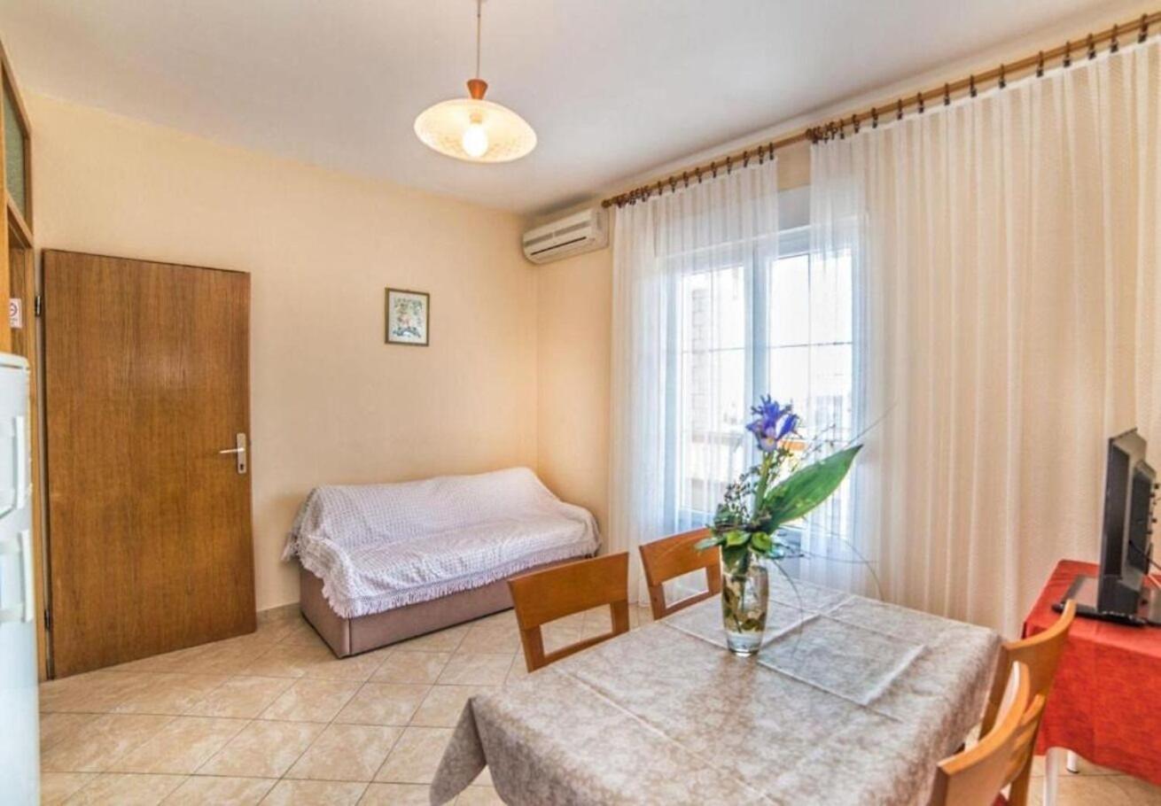Apartments Dusa Banjol Exterior photo