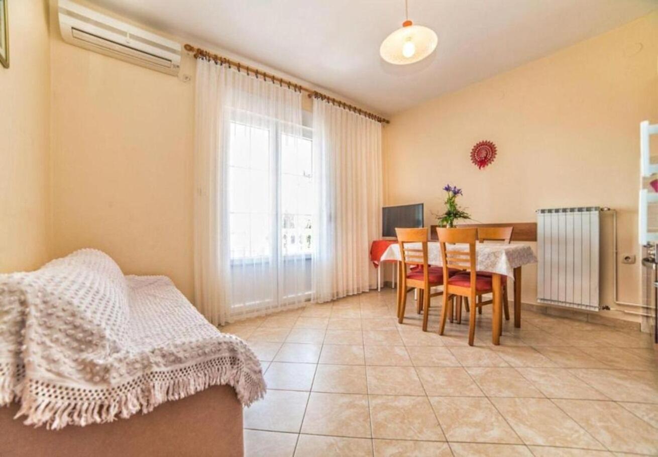 Apartments Dusa Banjol Exterior photo