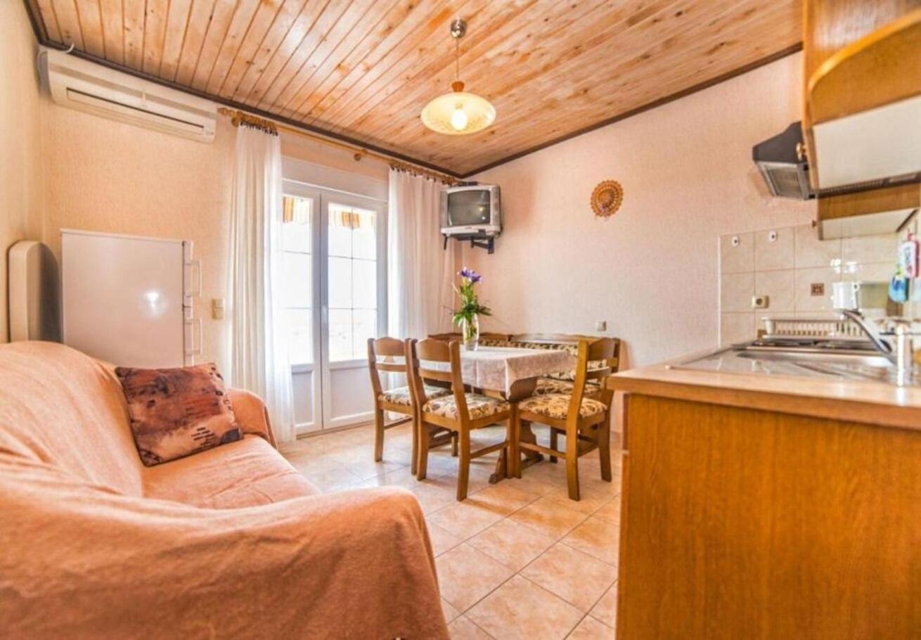 Apartments Dusa Banjol Exterior photo
