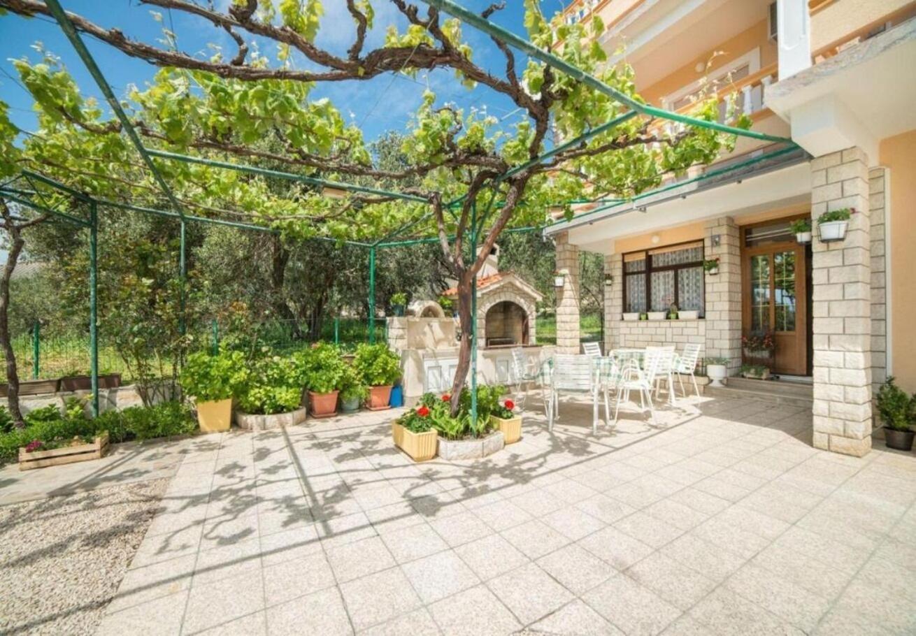 Apartments Dusa Banjol Exterior photo
